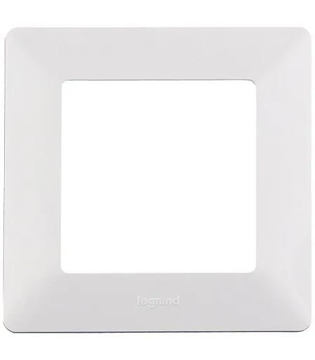 Рамка Legrand Valena Life одноместная белая (754007)