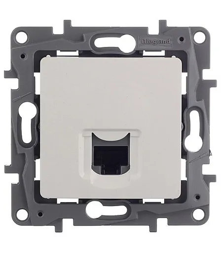 Розетка компьютерная Legrand Etika встраиваемая белая RJ45 (672241) Розетка компьютерная Legrand Etika встраиваемая белая RJ45 (672241)