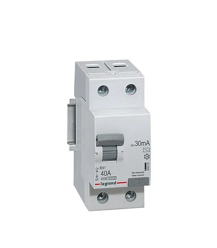УЗО Legrand RX3 40А 1P+N тип AC 30 мА 10 кА (402025) УЗО Legrand RX3 40А 1P+N тип AC 30 мА 10 кА (402025)