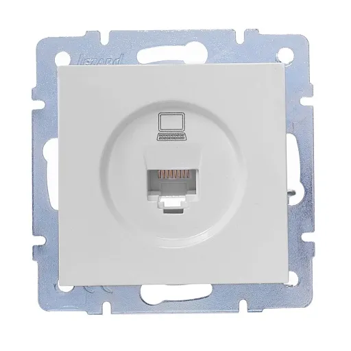 Розетка компьютерная Lezard Vesna встраиваемая белая RJ45 (742-0288-139)