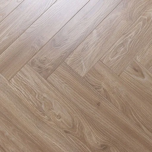 Ламинат 34 класс Woodstyle Arrow дуб компаунд 600х100х12 мм 1,32 кв.м с фаской художественный Ламинат 34 класс Woodstyle Arrow дуб компаунд 600х100х12 мм 1,32 кв.м с фаской художественный