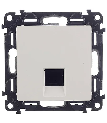 Розетка компьютерная Legrand Valena Life встраиваемая белая RJ45 (753440) Розетка компьютерная Legrand Valena Life встраиваемая белая RJ45 (753440)