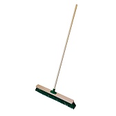 Щетка для пола 600 мм с черенком универсальная Щетка для пола 600 мм с черенком универсальная