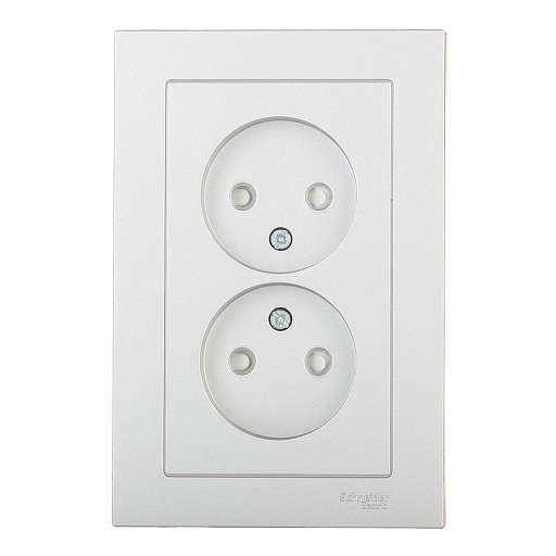 Розетка Systeme Electric AtlasDesign встраиваемая алюминий со шторками (ATN000322) Розетка Systeme Electric AtlasDesign встраиваемая алюминий со шторками (ATN000322)