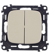 Выключатель Legrand Valena Allure двухклавишный встраиваемый слоновая кость (752805) Выключатель Legrand Valena Allure двухклавишный встраиваемый слоновая кость (752805)