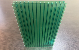 Сотовый поликарбонат GOODPLAST 4 мм зелёный - фотография 1